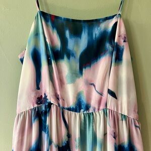 Socialite Watercolor Floral Midi Dress